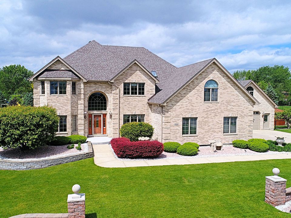 1st image of 12920 Shelly Ln