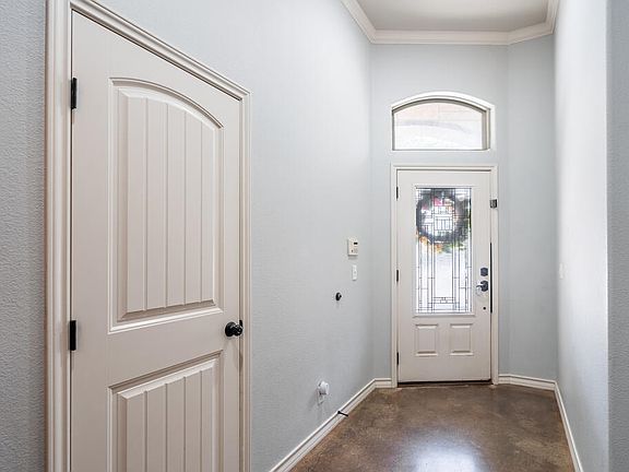 4th image of 5712 Carmel Ct