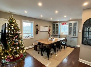 71 Reynolds St, Bronx, NY 10464
