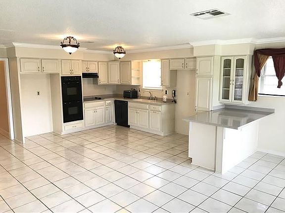 2nd image of 13047 Biscay St
