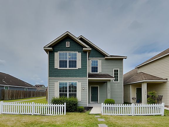 2nd image of 10872 S Lake Mist Ln