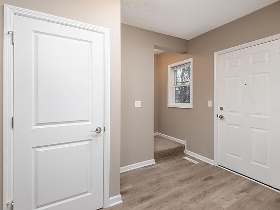 5th image of 3011 Fremont Ave N