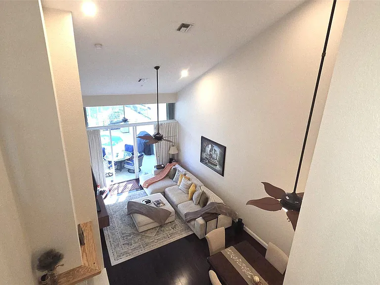 504 W Palm Aire Dr #504 — Photo 12