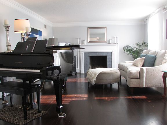 Living room with fireplace