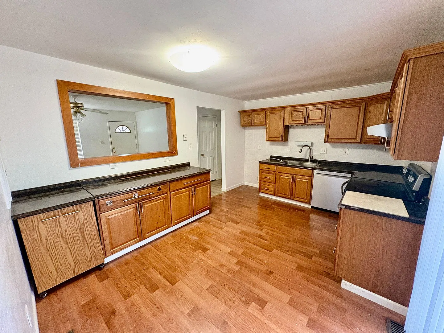 2 Sunnydays Court | Saint Charles 63303 — Photo 3