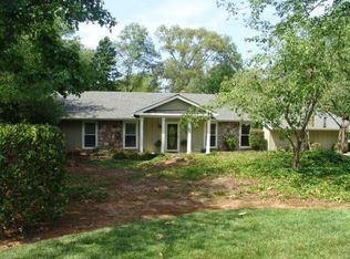 4101 Summit Dr, Marietta, GA 30068