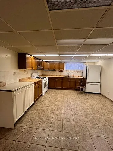 79 Sun Row Dr Photo 1