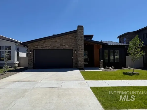 683 W Wrangler St, Meridian, ID 83646