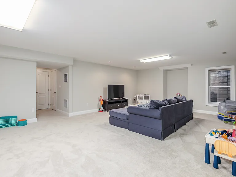 9304 Wildoak Dr — Photo 41