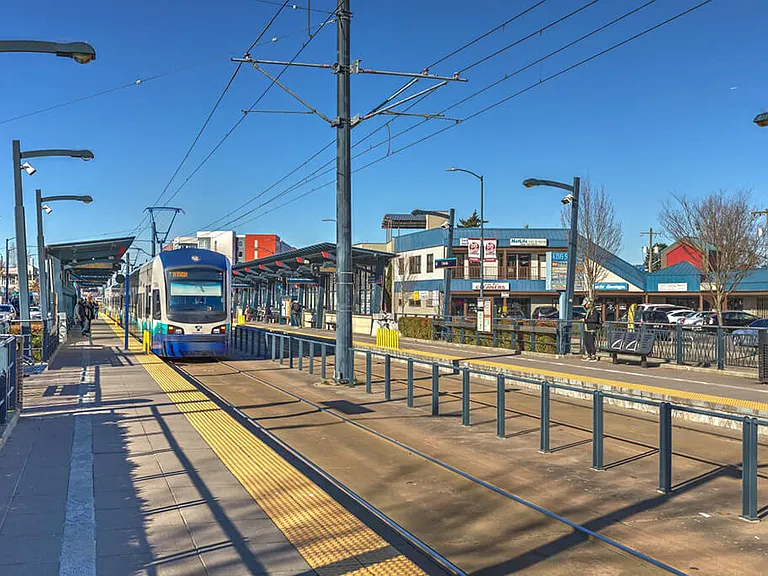 The Station At Othello Park — Photo 41