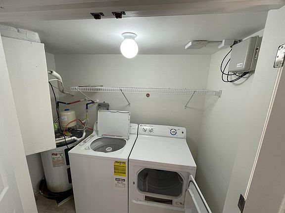 3rd image of 1110 E 10th St #1112-1B