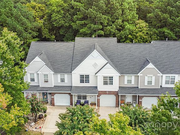 3rd image of 345 Pineville Forest Dr