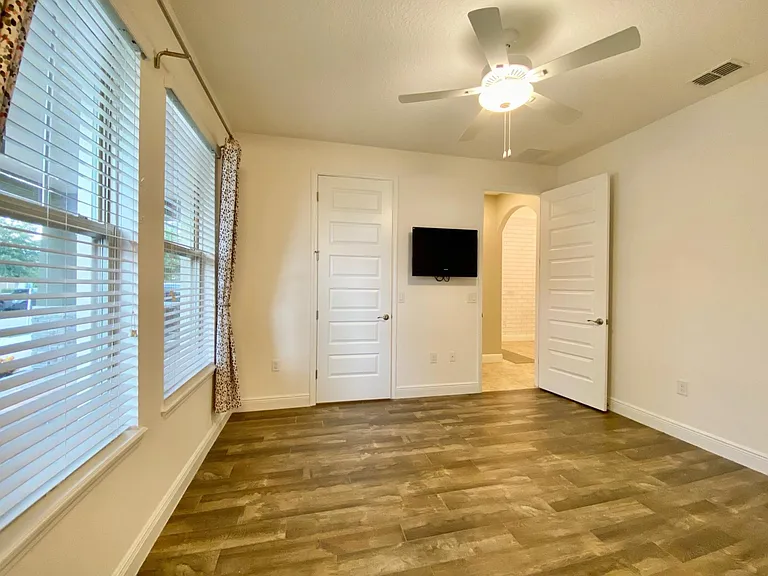 16238 Wind View Ln — Photo 17