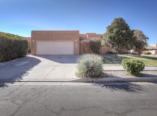 8323 Mendocino Dr NE, Albuquerque, NM 87122