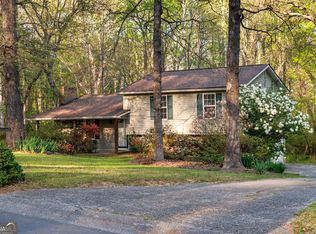 516 Teague Dr NW, Kennesaw, GA