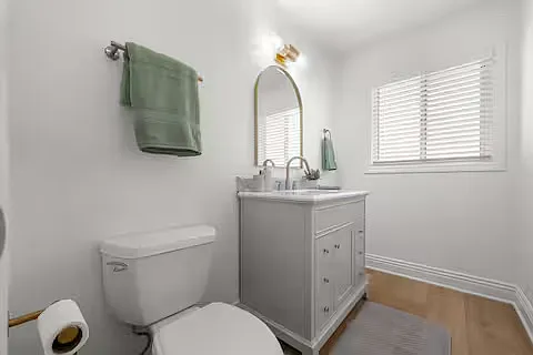 22309 Leadwell St — Photo 10