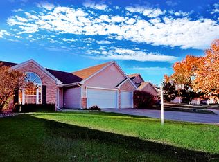 1203 Cobblefield Rd, Champaign, IL 61822