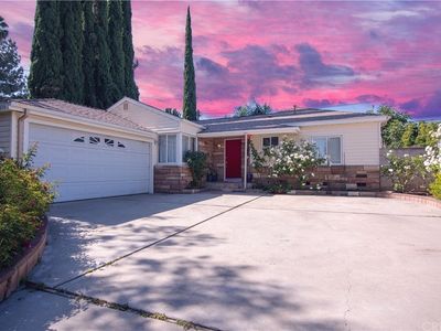 18306 Sylvan St, Reseda, CA, 91335