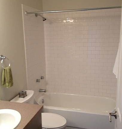 5th image of 1410 Belmont Ave APT 142