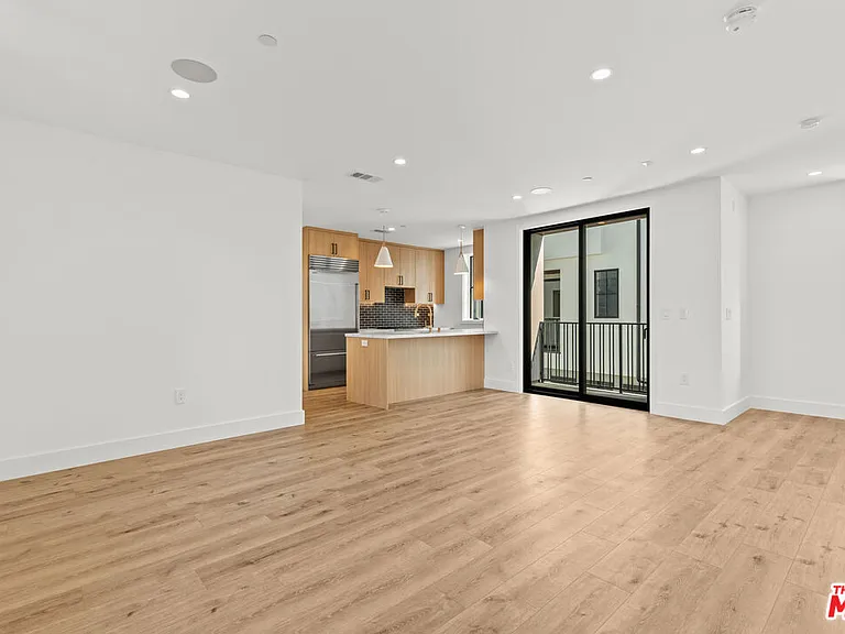5538 Tova Rd — Photo 3