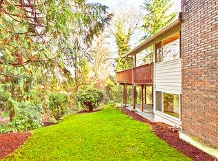 10034 NE 33rd St, Bellevue, WA 98004
