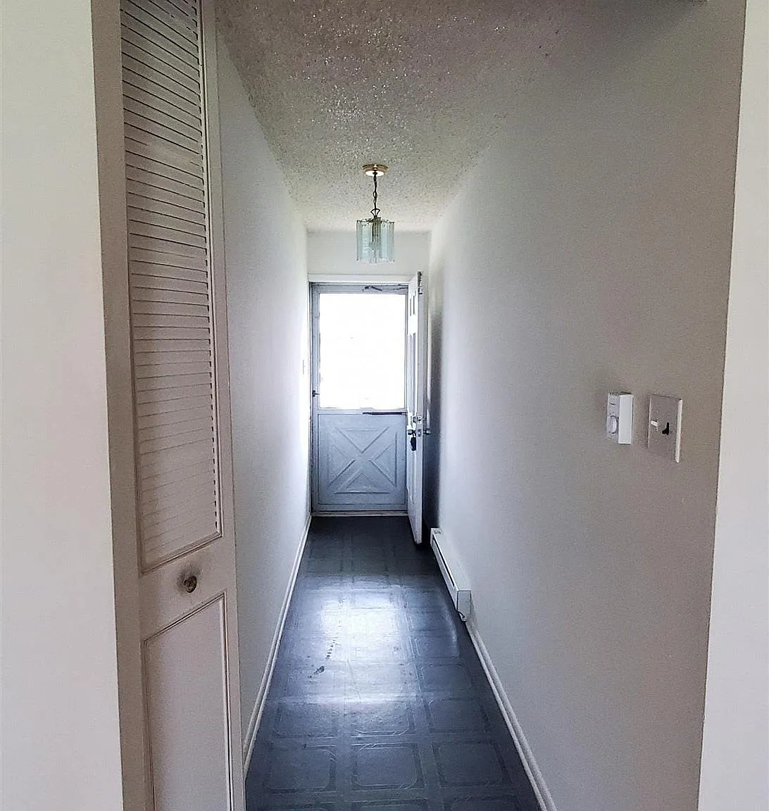 1 bed, 1.0 bath, 719 sqft, $1,500 — Photo 2