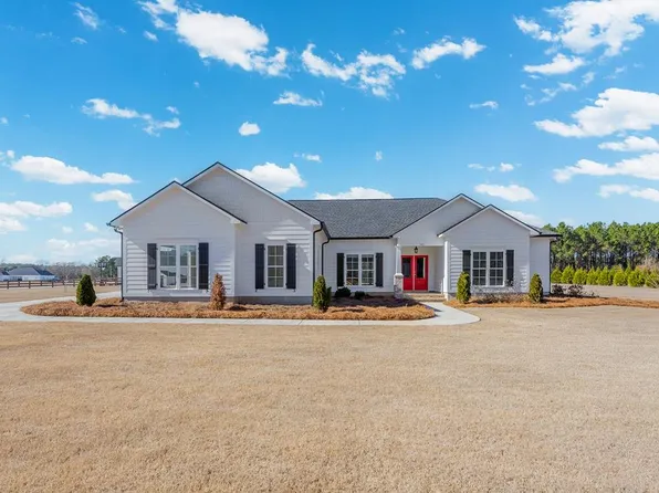 143 Station Dr, Leesburg, GA 31763