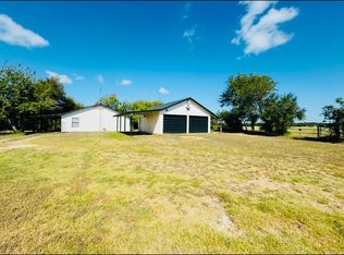 702 Pleasant Grove Rd, Elgin, TX 78621