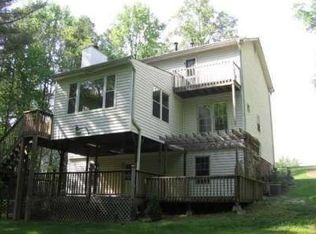 326 Knotts Cir, Woodstock, GA 30188