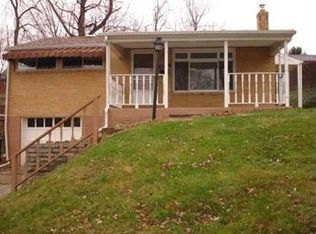 6710 W Barivista, Penn Hills, PA