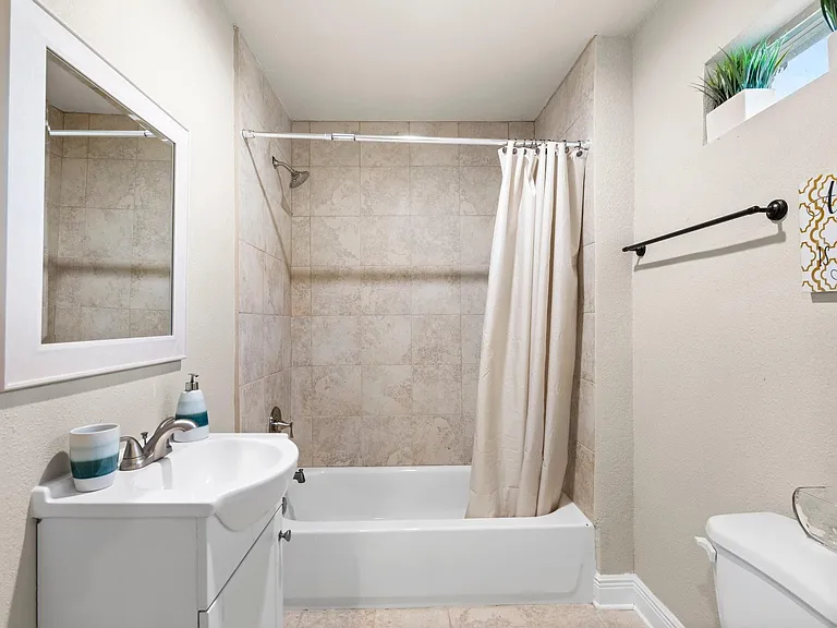 25915 Lockspur Ct — Photo 37