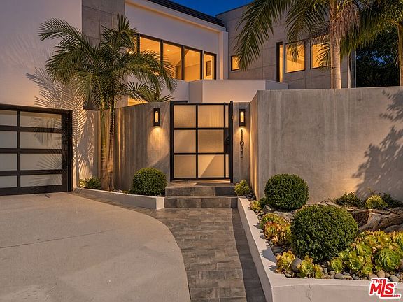 5th image of 11955 Pinnacle Pl