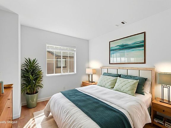 4th image of 3111 White Riesling Pl
