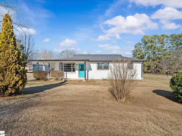 3 Fargo Cir, Greenville, SC 29611