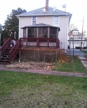 4th image of 48 Westland St