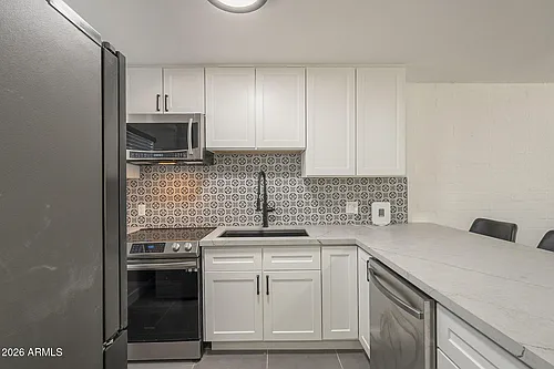 4701 N 68th St #111 Photo 1