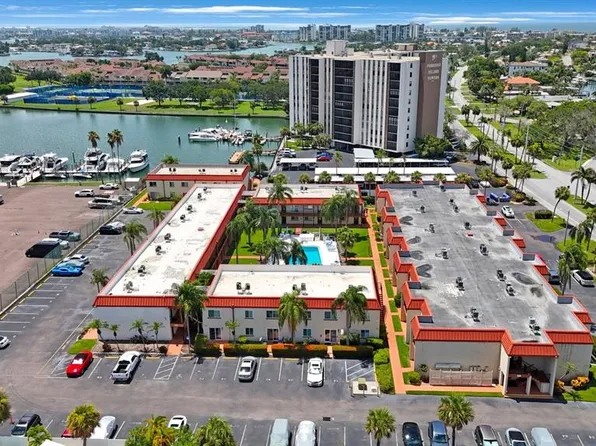 10369 Paradise Blvd APT 58, Treasure Island, FL 33706