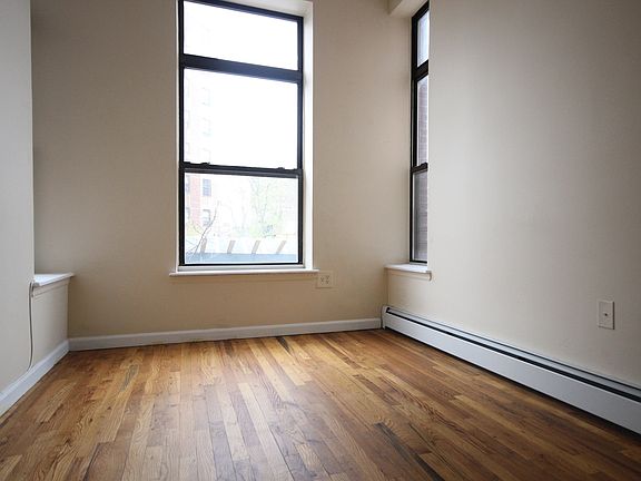 3rd image of 160 Marcus Garvey Blvd APT 2
