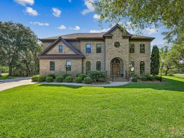 184 River Oaks Dr, Fernandina Beach, FL 32034