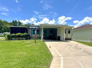 902 Rose Ln, Lady Lake, FL 32159