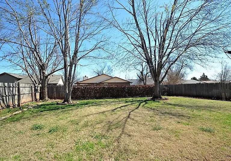 724 Teal Pl — Photo 12