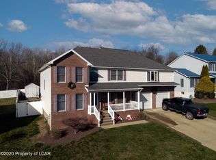 244 Constitution Ave, Hanover Township, PA 18706