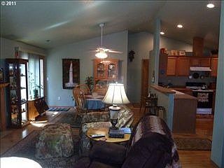 2nd image of 16919 SE 3rd St