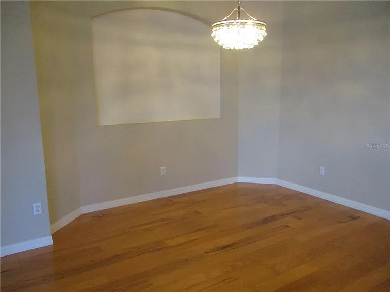 1368 Emerald Dunes Dr #20 — Photo 5