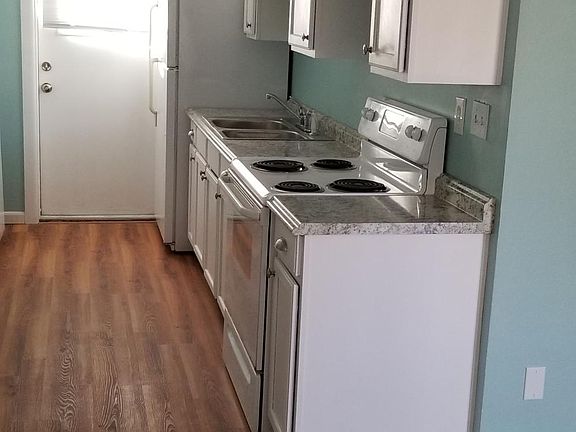 2nd image of 2026 E Glenrosa Ave