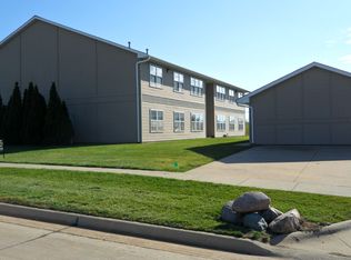 1603 Breca Ridge Dr APT 222A, Anamosa, IA 52205
