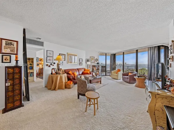 4000 Towerside Ter APT 1210, Miami, FL 33138