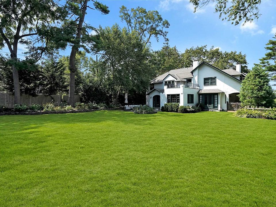 1st image of 24 Valley Rd