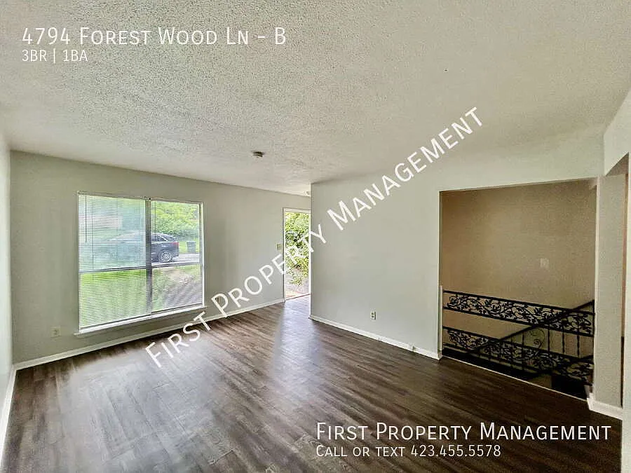4794 Forest Wood Ln Unit B: Hixson 3Bed/1Bath Duplex Unit with Garage, Central AC, Laundry Hook U... — Photo 3