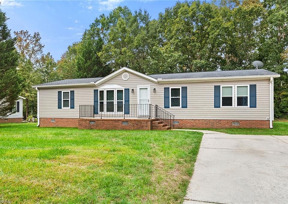 1st image of 5519 Bridgeway Dr